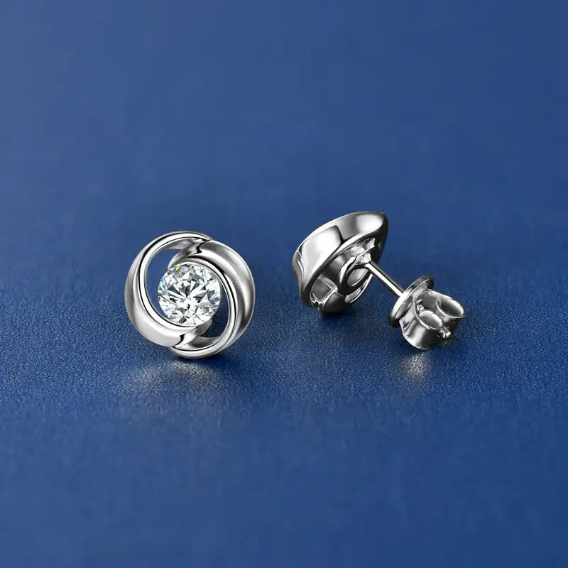 Elegant 925 Silver Stud Earrings featuring Lab Grown Diamonds in Circular Design