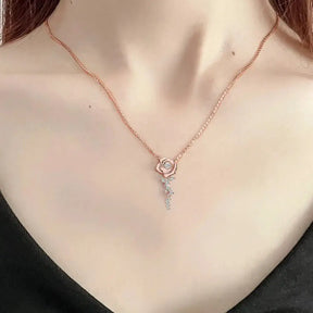 Delicate rose gold necklace with circular pendant in 925 Sterling Silver Flower Jewelry Set