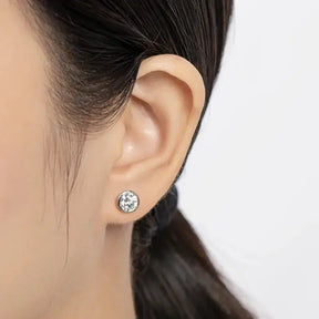 Elegant 18k White Gold Plated Moissanite Diamond Stud Earring in Earlobe Displayed