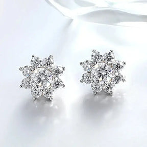 Pair of diamond cluster flower-shaped earrings in Moissanite Jewelry Sets