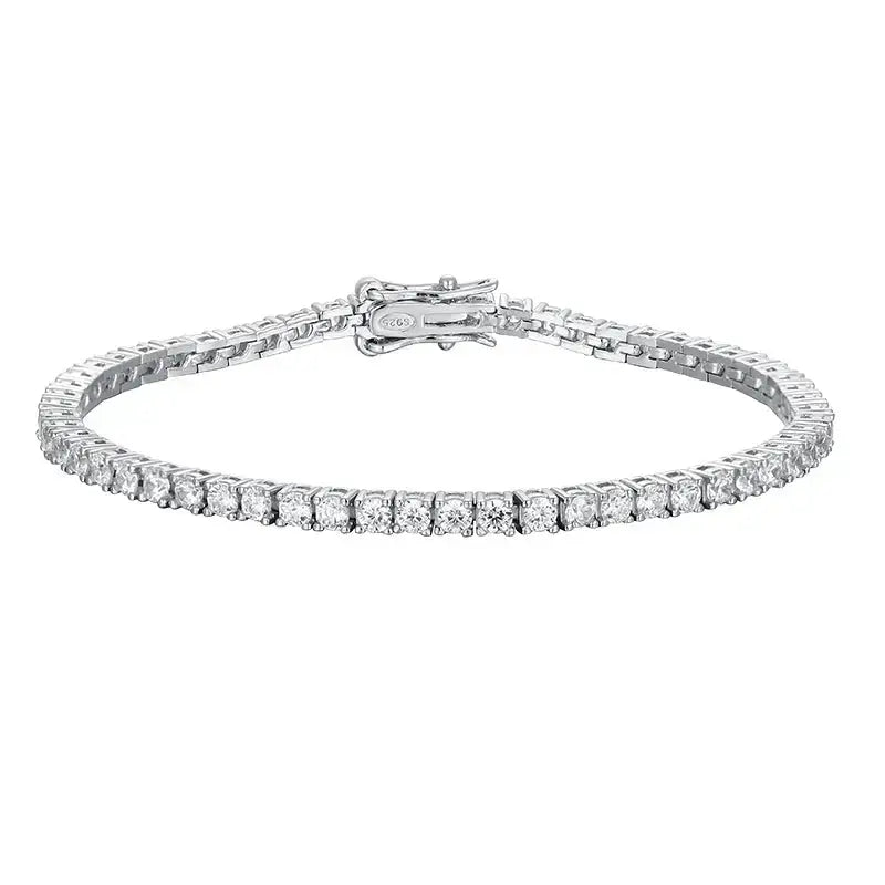 Moissanite Tennis Bracelet in White Gold with Round Brilliant-Cut Diamond Stones