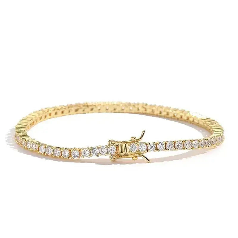 Gold tennis bracelet with small diamonds from Telles Jewelry, featuring Moissanite Diamante 2mm